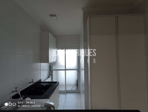 Imagem 10 de 23 de Apartamento 4 Dormitórios Com Vista Para O Mar ... - V702