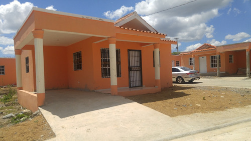 Imagen 1 de 14 de Casa 3 Habitaciones 2 Baños De 150 M2 En Villa Mella