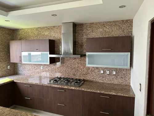 Casa En Venta Loma Real En Bosque Real
