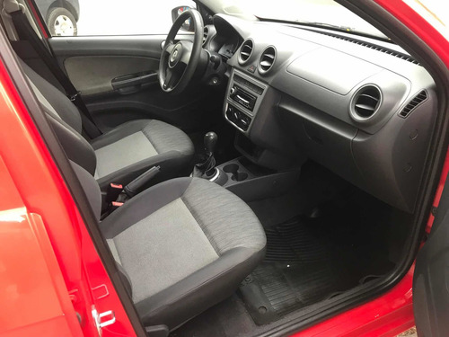 Imagen 9 de 11 de Volkswagen Gol Trend 2013 1.6 Pack Ii 101cv