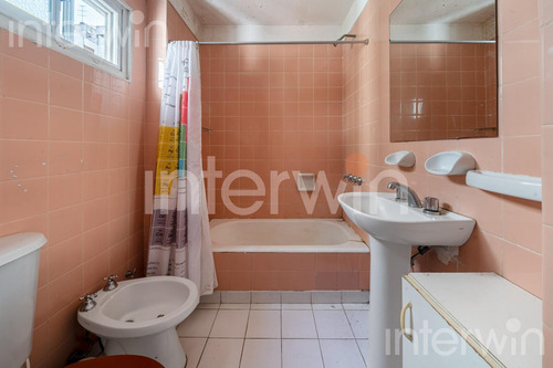Departamento De 3 Ambientes En Colegiales - Venta -