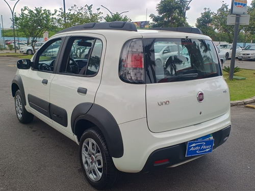 Fiat Uno UNO WAY 1.0 Flex 6V 5p