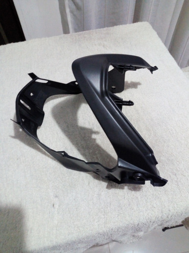 Imagen 2 de 3 de Carenaje Honda Invicta Cb 150 Modelo Viejo