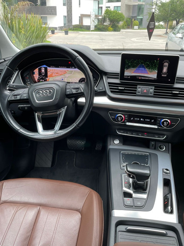 Audi Q5 2.0 L T Select Dsg