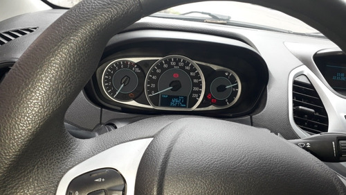 Imagen 4 de 10 de Ford Ka 2018 1.5 Se 5 P