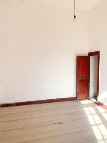 Alquiler Oficinas Centro - Amplios Espacios Polivalentes
