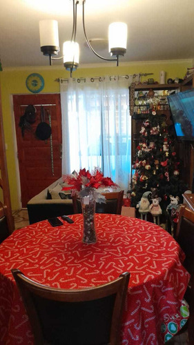 Casa De 2 Pisos En Calama (84412)
