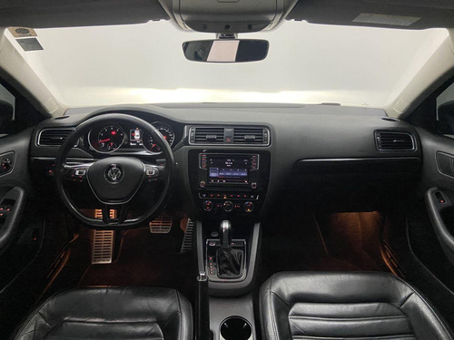 Volkswagen Jetta 2.0 Tsi Highline 211cv Gasolina 4p Tiptronic