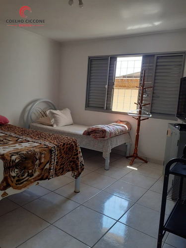 Imagem 6 de 15 de Sobrado De 2 Dormitorios Com Opcao Para 3 Dormitorios Em Excelente Localizacao - Bairro - Olimpico - Sao Caetano Do Sul. - V-5446