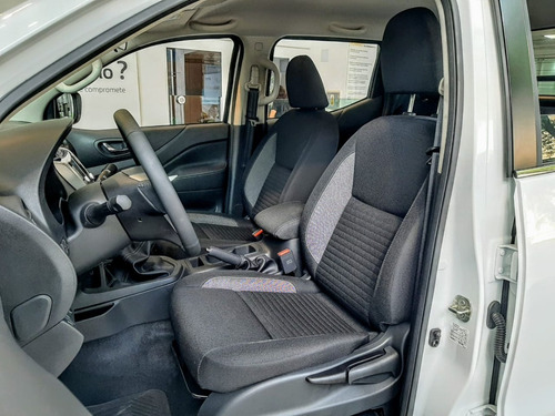 Imagen 10 de 22 de Renault Alaskan Intens 4x4 0km 2023 (es)