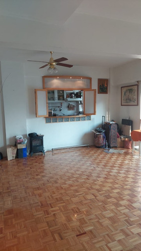Imagen 6 de 16 de Duplex 3 Ambientes. Con Cochera Y Patio Con Parrilla. Se Escuchan Ofertas. Muy Buena Ubicación