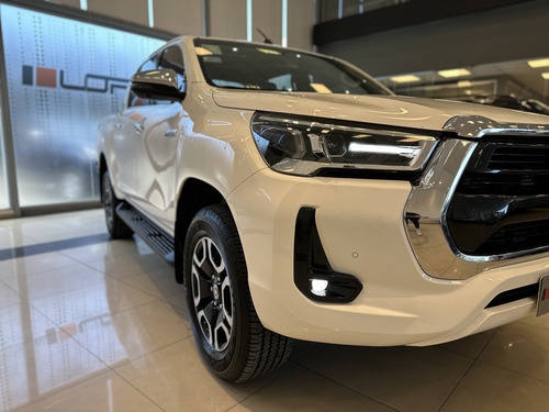 Toyota Hilux Pick-Up 2.8 Cd Srx 204Cv 4X4 At