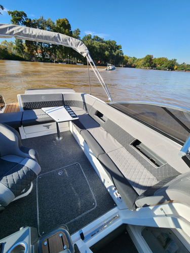 Imagen 7 de 24 de Klase A K2400 Cuddy Volvo 280hp Duoprop No Canestrari Permut