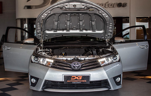 Imagen 8 de 15 de Toyota Corolla Xei Pack 1.8n 134.000km 2016 Gris