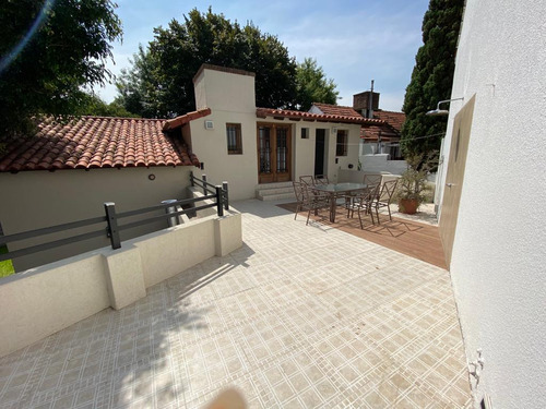 Casa 5 Amb. Reciclada En V. Lopez
