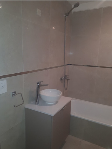 Imagen 15 de 20 de Venta. Mono Amplio C/coch. A Estrenar! Caballito