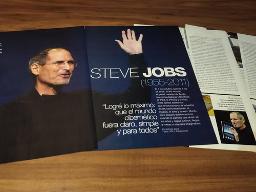 (u212) Steve Jobs * Clippings Revista 4 Pgs * 2011