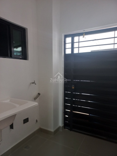 Apartamento En Alquiler En Torre En Padre Las Casas, Santiago Awpa03