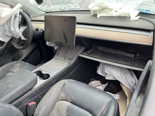 Tesla Model Y Por Partes - A A Q -