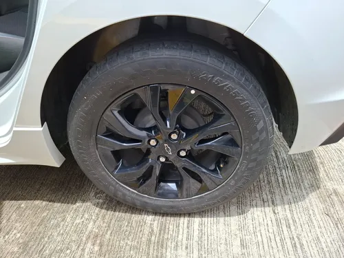 Chevrolet Onix 1.0T Rs Mt