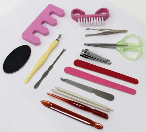 Kit Manicure Set De 15 Pzas 