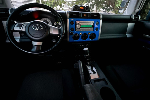 Toyota Fj Cruiser 3p Premium Aa Ee Ra Abs 4x4 At
