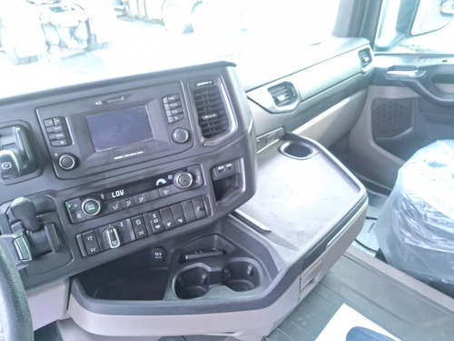 Scania R450 6x2 2021/2021