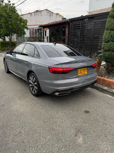 Audi A4 2.0 40 Tfsi First Edition Stronic Mhev