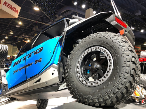 Imagen 3 de 8 de Llanta Nitto Trail Grappler Mt 295/70r17 121/118p Gajo