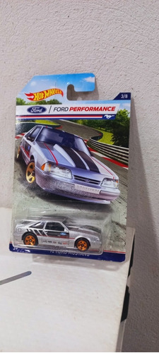 Hot Wheels Ford Performance 92 Ford Mustang