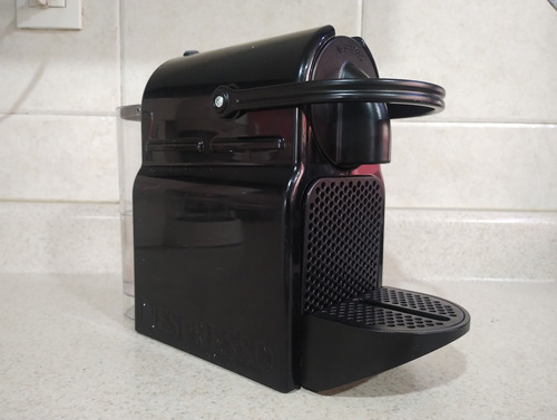 Cafetera Delonghi Inissia Negro (Usado)