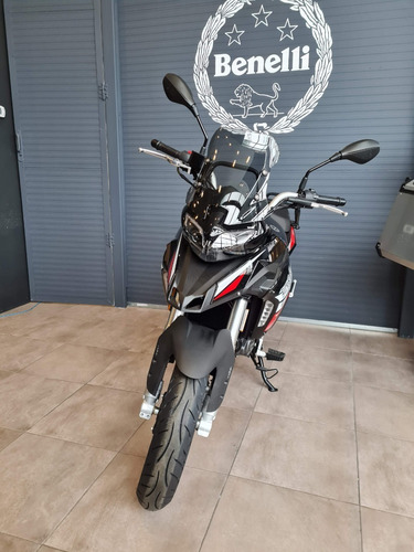 Imagen 3 de 25 de Benelli Trk 251 - No Voge, No Royal Enfield!