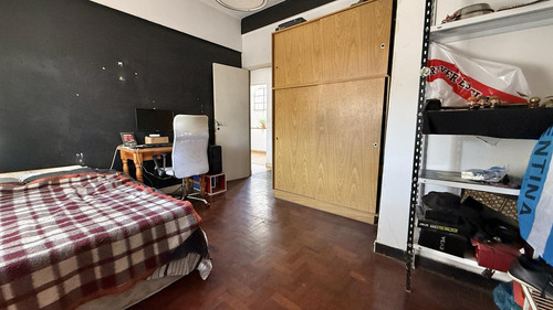 Venta Ph De 4 Ambientes En Primer Piso Por Escalera En Villa Real