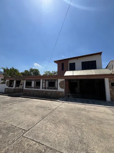 Vende Casa En Urb. Los Sauces