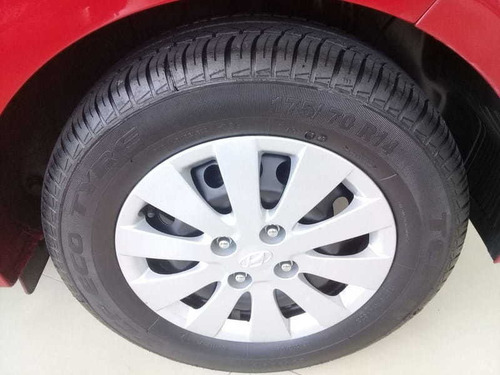 Imagem 11 de 15 de Hyundai Hb20 1.0 Confort Plus 2015