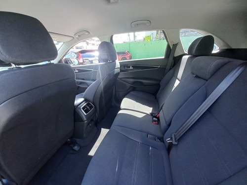 Imagen 5 de 11 de Kia Sorento Negra Americana 2016 Poco Uso.
