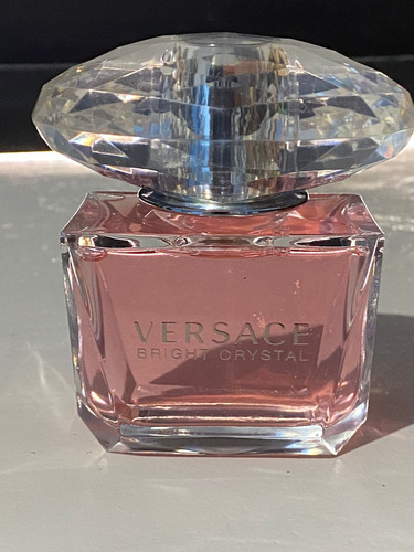 Perfume Saldo Versace Bright Crystal