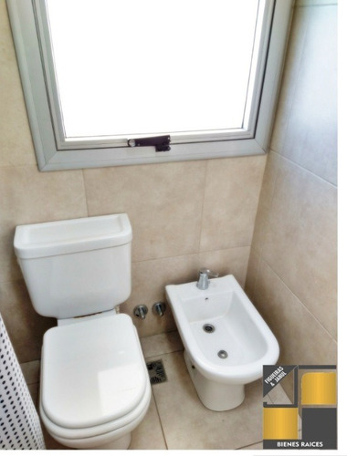 Imagen 11 de 13 de Departamento En Venta En Valentin Alsina