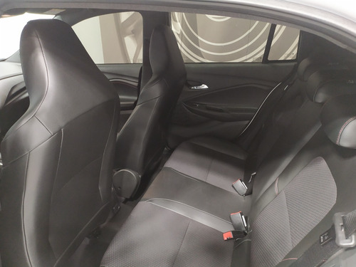 Imagen 13 de 23 de Chevrolet Onix Rs 1.0 Turbo 112 Cv Nq