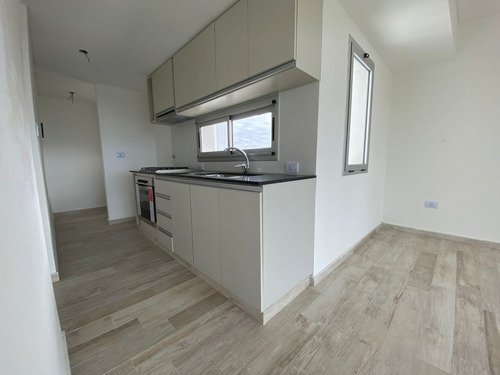 Imagen 6 de 19 de Venta De Departamento 2 Dormitorios En Parque San Martin