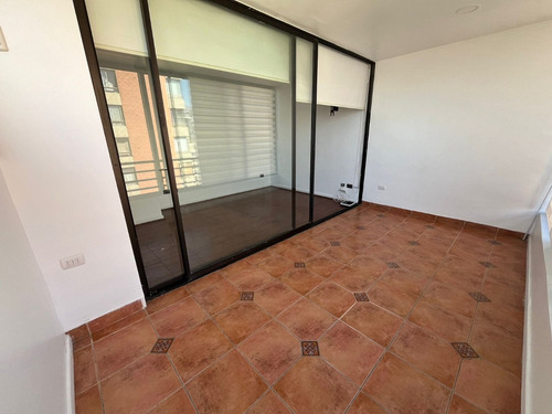 Duplex Impecable. 2 Dorm/ Aire Acondic/ Terrazas. Las Condes