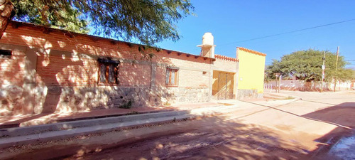 En Venta Hostal En San Carlos De Cafayate