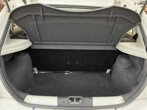 Imagem 9 de 14 de Volkswagen Gol Special Mb 2016