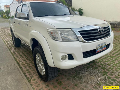 Toyota Hilux 2.7 4x2 Automático