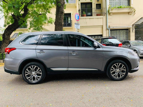 Mitsubishi Outlander 2.4 Gls 169cv 2017