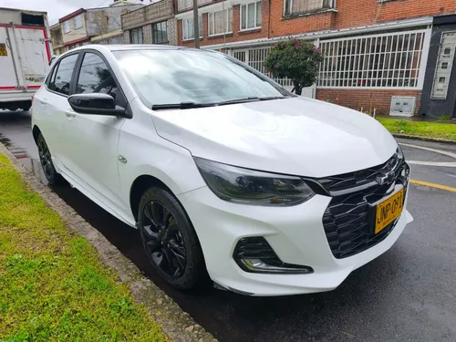 Chevrolet Onix 1.0T Rs Mt