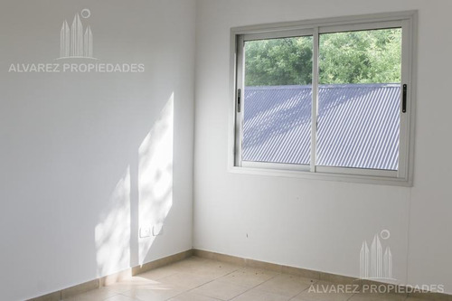 Imagen 6 de 9 de Departamento 2 Ambientes Venta Ituzaingó