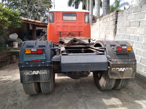 Scania 111 S Cabininha