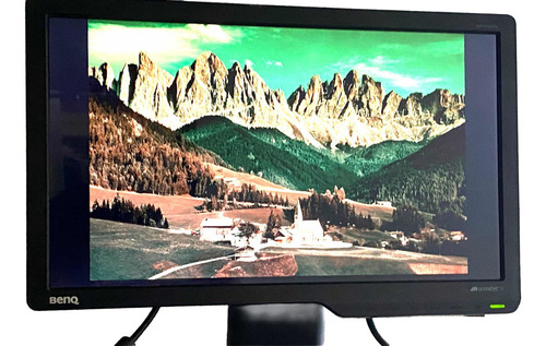 Monitor Vga + Cables Benq Led 16 Pulgadas Wide Screen Outlet Negro (Reacondicionado)