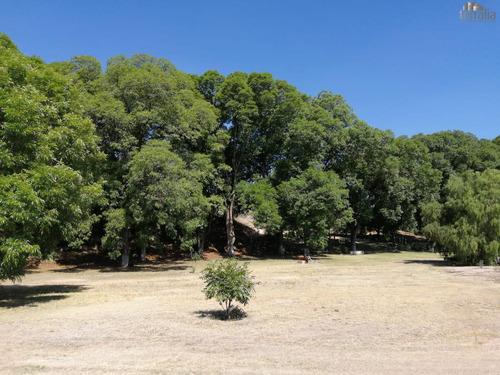 Terreno Campestre En Venta En El Espejo En Fraccionamiento Sustentable